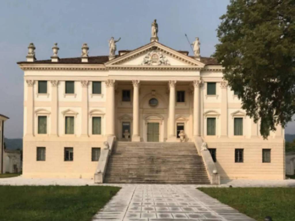 casa indipendente in vendita a Volpago del Montello in zona Venegazzù