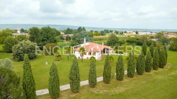 casa indipendente in vendita a Volpago del Montello