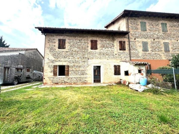 casa indipendente in vendita a Volpago del Montello