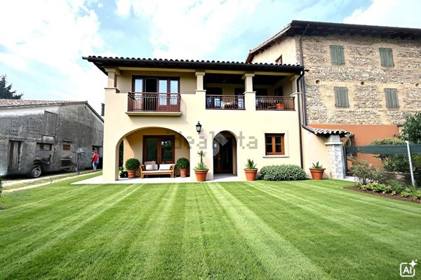 casa indipendente in vendita a Volpago del Montello