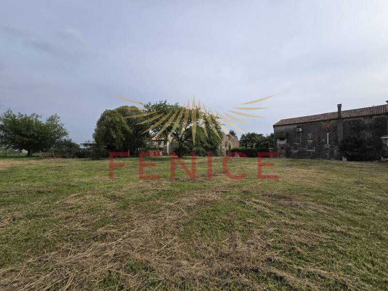 casa indipendente in vendita a Volpago del Montello in zona Selva del Montello
