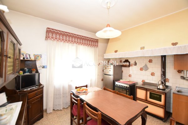 casa indipendente in vendita a Volpago del Montello