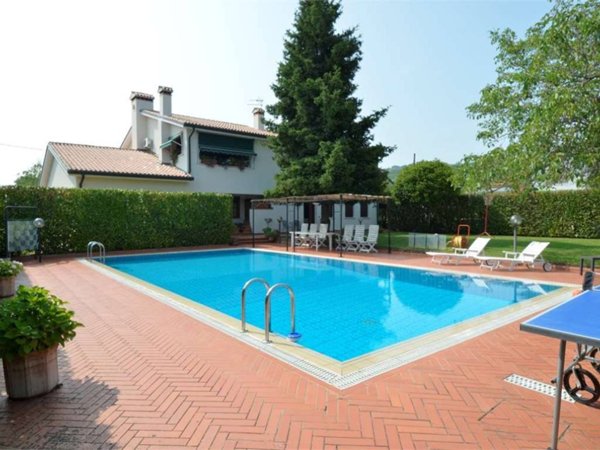 casa indipendente in vendita a Volpago del Montello