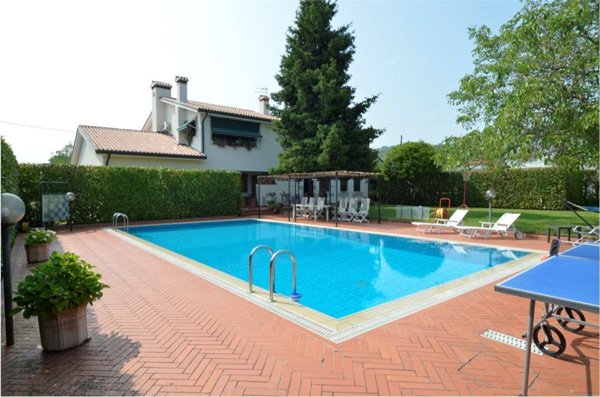 casa indipendente in vendita a Volpago del Montello