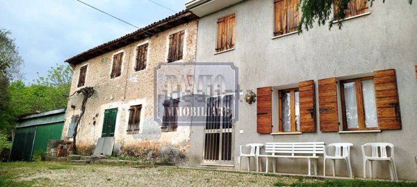 casale in vendita a Volpago del Montello