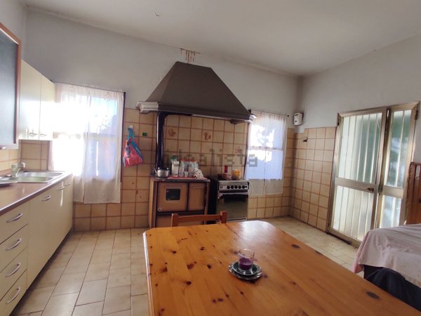 appartamento in vendita a Volpago del Montello in zona Venegazzù