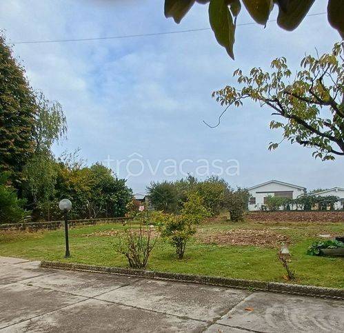 casa indipendente in vendita a Volpago del Montello