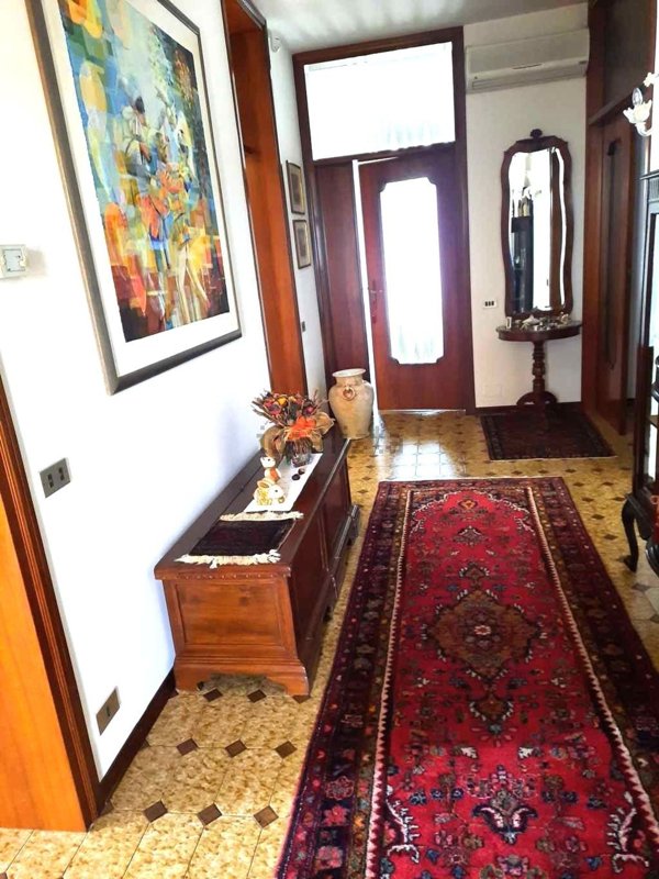 casa indipendente in vendita a Volpago del Montello