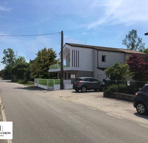 appartamento in vendita a Volpago del Montello in zona Venegazzù