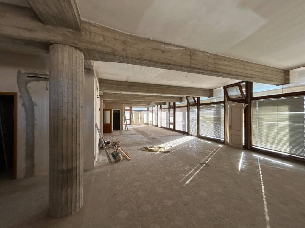 ufficio in vendita a Volpago del Montello