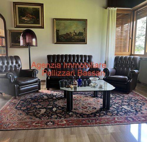 casa indipendente in vendita a Volpago del Montello in zona Selva del Montello