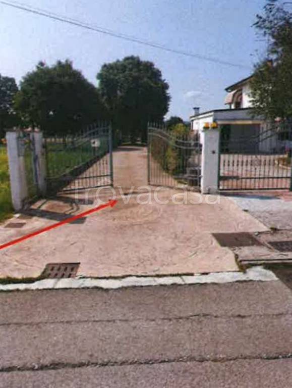 casa indipendente in vendita a Volpago del Montello