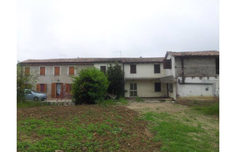 casa indipendente in vendita a Volpago del Montello