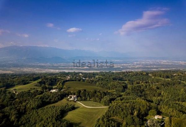 casale in vendita a Volpago del Montello