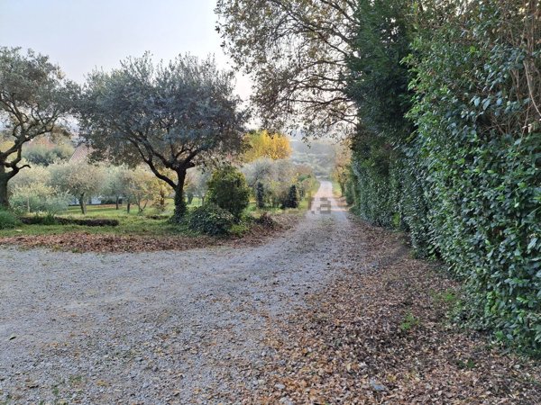 casa indipendente in vendita a Volpago del Montello in zona Selva del Montello