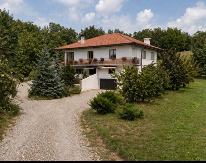 casa indipendente in vendita a Volpago del Montello in zona Selva del Montello