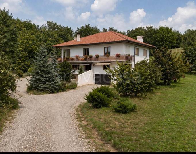 casa indipendente in vendita a Volpago del Montello in zona Selva del Montello