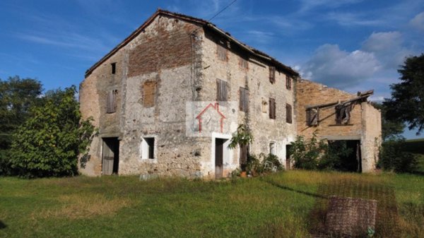 casa indipendente in vendita a Volpago del Montello