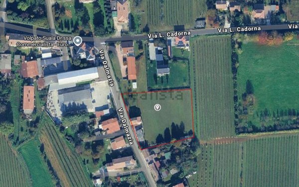terreno edificabile in vendita a Volpago del Montello in zona Venegazzù
