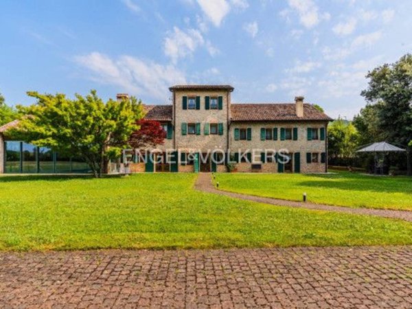 casa indipendente in vendita a Volpago del Montello in zona Venegazzù