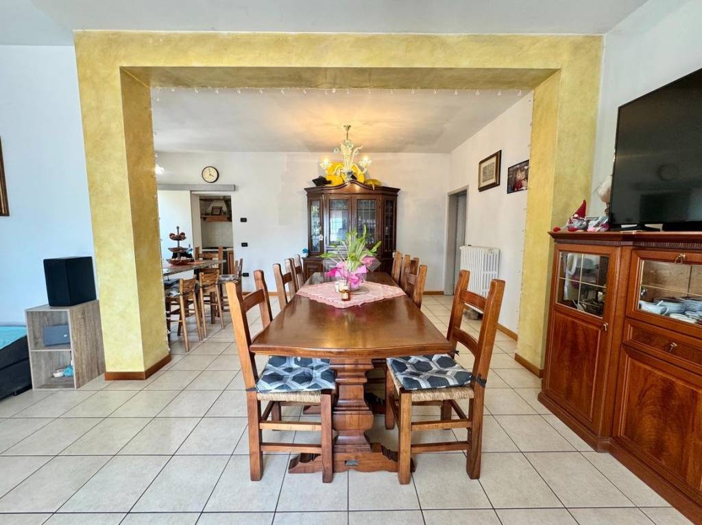 casa indipendente in vendita a Volpago del Montello