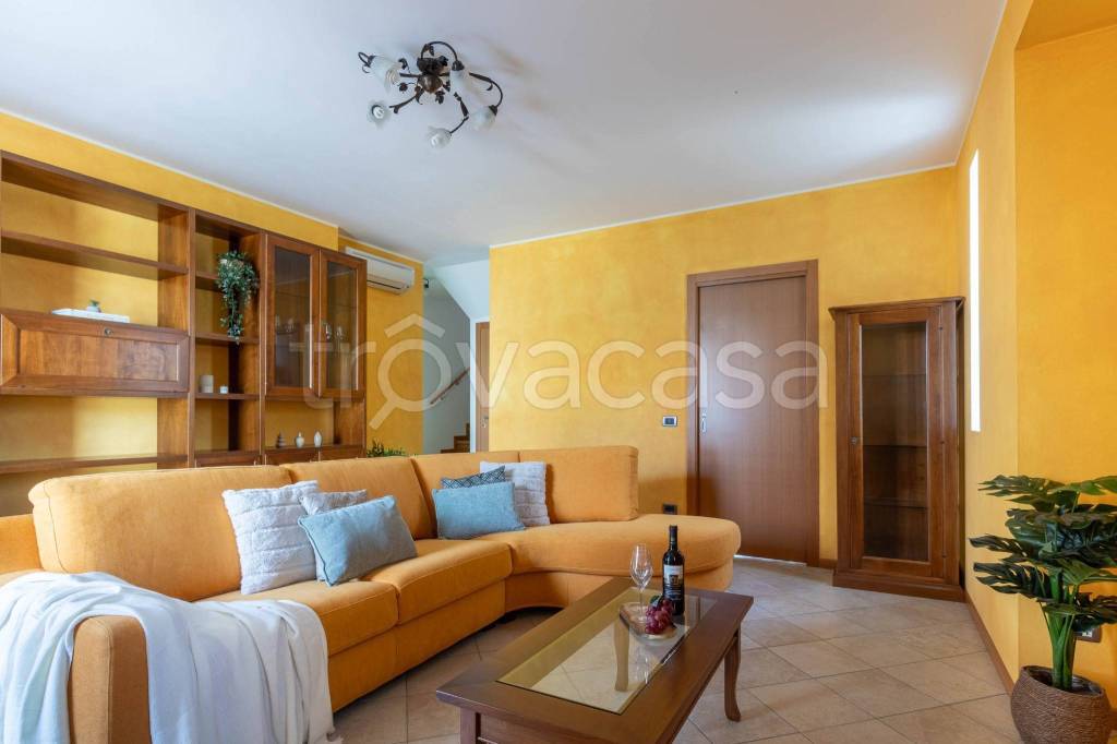 casa indipendente in vendita a Volpago del Montello