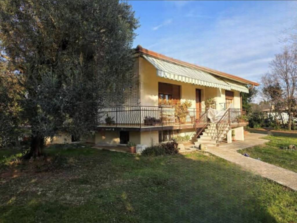 casa indipendente in vendita a Volpago del Montello