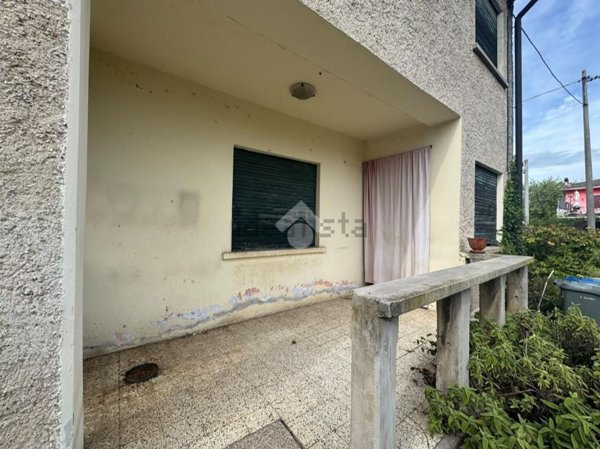 casa indipendente in vendita a Volpago del Montello in zona Venegazzù