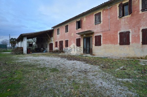 quadrivano in vendita a Zenson di Piave