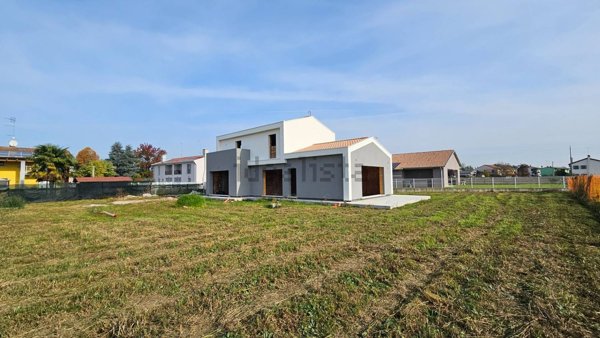 casa indipendente in vendita a Zero Branco