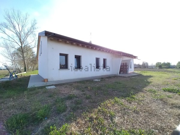 casa indipendente in vendita a Zero Branco in zona Scandolara