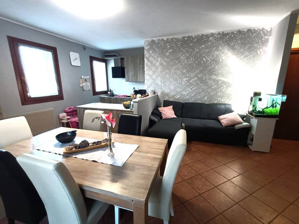 appartamento in vendita a Zero Branco in zona Sant'Alberto