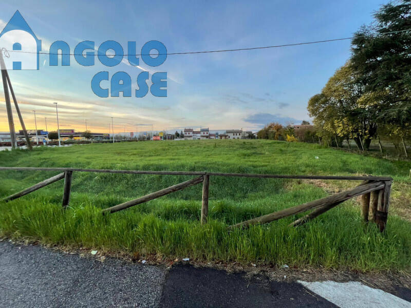 terreno edificabile in vendita a Zero Branco