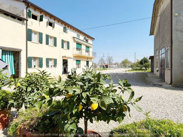 casa indipendente in vendita a Zero Branco