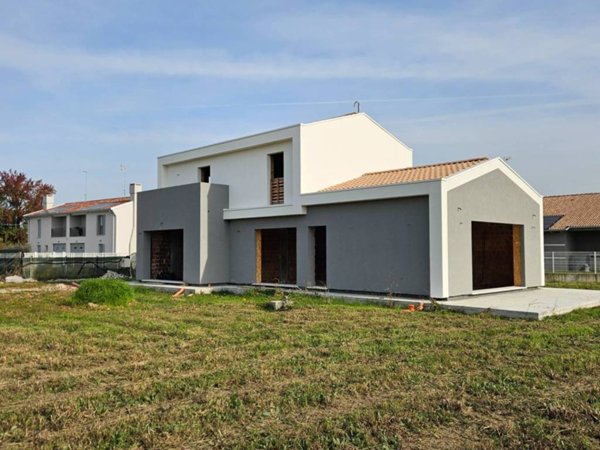 casa indipendente in vendita a Zero Branco
