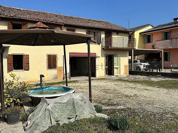 casa indipendente in vendita a Zero Branco