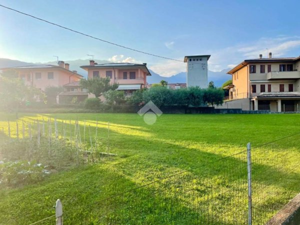 terreno edificabile in vendita a Pieve del Grappa