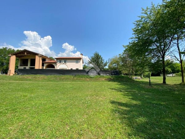 casa indipendente in vendita a Pieve del Grappa