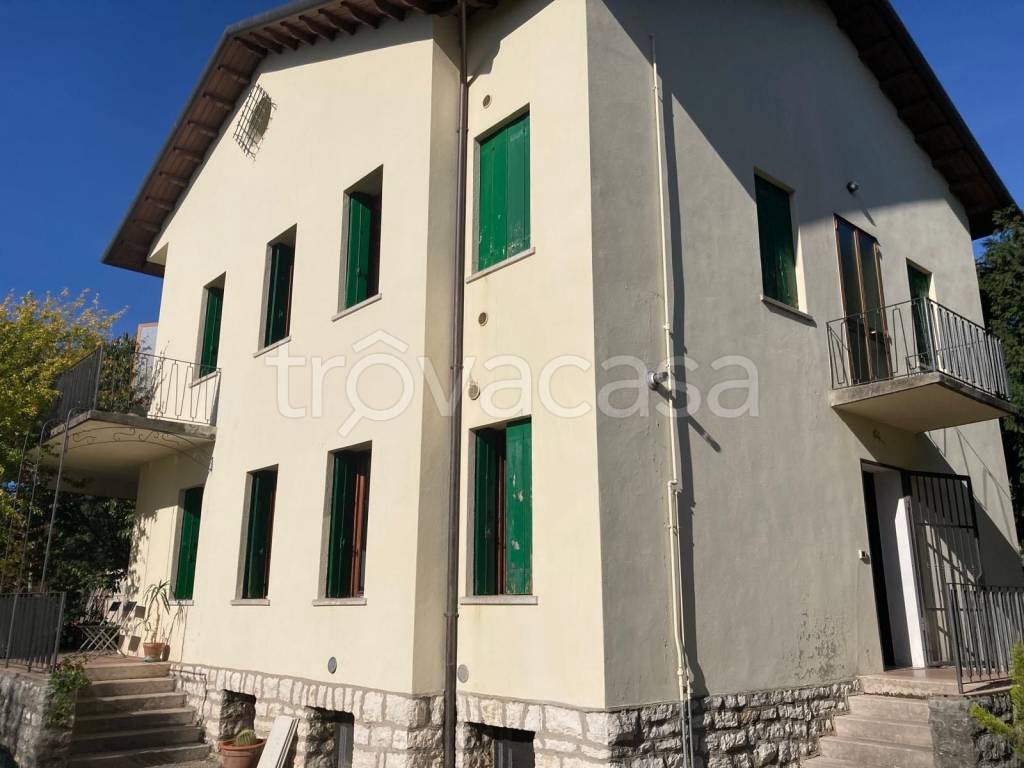 casa indipendente in vendita a Pieve del Grappa