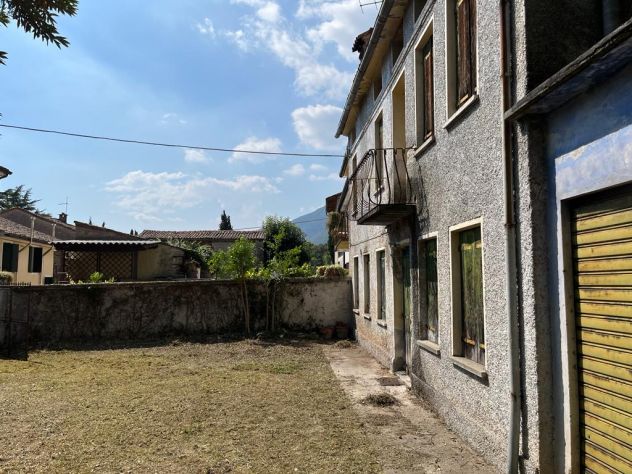 casa indipendente in vendita a Pieve del Grappa in zona Crespano del Grappa