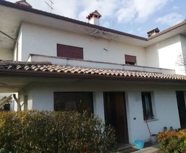 casa indipendente in vendita a Pieve del Grappa