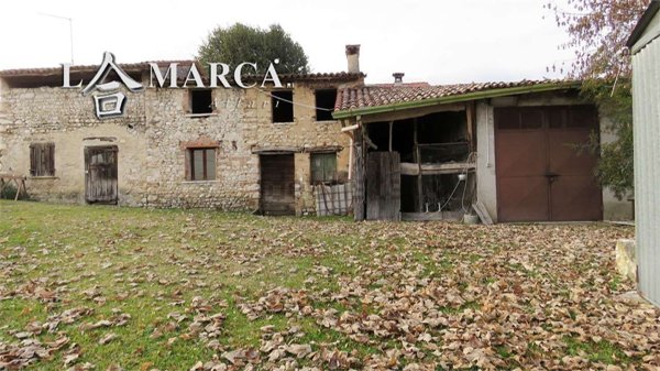 casale in vendita a Pieve del Grappa