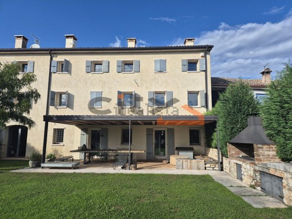 casa indipendente in vendita a Pieve del Grappa