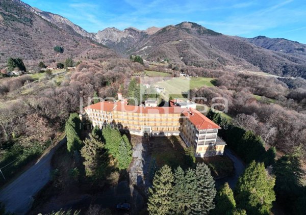 negozio in vendita a Pieve del Grappa in zona Fietta