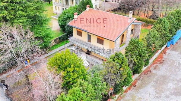 casa indipendente in vendita a Pieve del Grappa in zona Crespano del Grappa