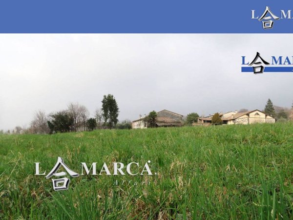 casa indipendente in vendita a Pieve del Grappa in zona Crespano del Grappa