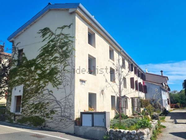 casa semindipendente in vendita a Pieve del Grappa in zona Crespano del Grappa
