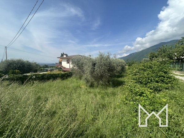 terreno edificabile in vendita a Pieve del Grappa in zona Crespano del Grappa