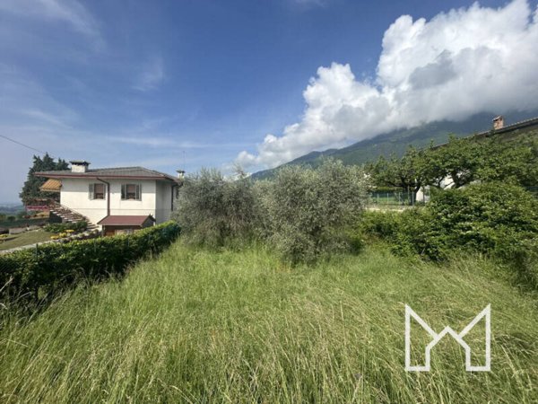 terreno edificabile in vendita a Pieve del Grappa