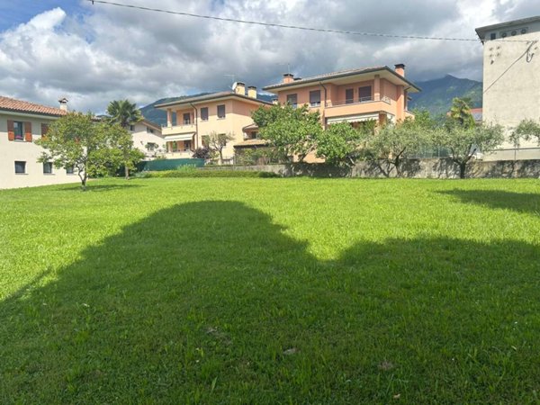terreno edificabile in vendita a Pieve del Grappa